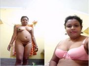 Desi Bhabhi Shows her Boobs and Pussy